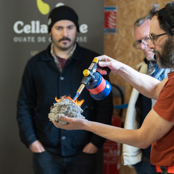 Ouate de cellulose Cellaouate isolant biosourcé en vrac - Sac de 10 kg