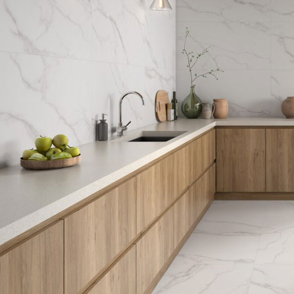 Faïence salle de bain et cuisine effet marbre - Vogue - 20 x 60 cm - ép. 8 mm - Blanco brillant