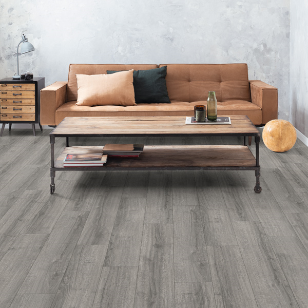 Parquet stratifié Classic 8/32 - 4 chanfreins avec système CLIC it! - 193 x 8 x 1292 mm - Chêne Sherman gris clair