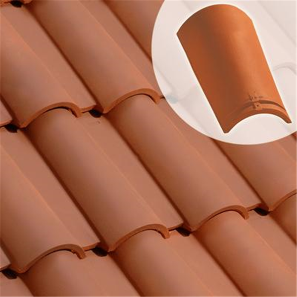 Faîtière/arêtier pureau variable à emb.