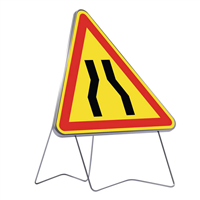 Panneau chaussée rétrécie AK3 Classe 1 - Signalisation temporaire sur pieds - 700 mm