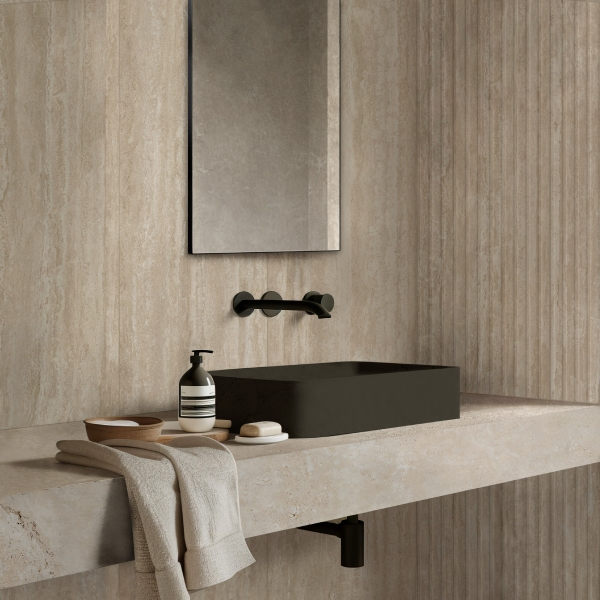 Carrelage mural imitation pierre naturelle de travertin - Travertino Wall Vein Beige rectifié - 120 x 40 cm - ép. 9 mm