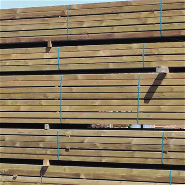 Bois d'ossature en Pin - raboté 4 faces AA - Traité Classe 4 Marron - 90 MM x 90 MM - 3,00 M