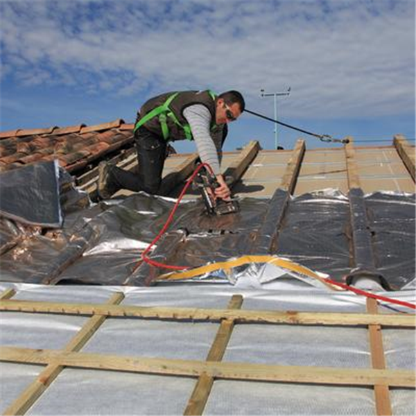 Isolant réflecteur alvéolaire pour toiture et combles - Triso-toiture - R = 6,35 m².K/W - 1,60 x 10 m - ép. 170 mm