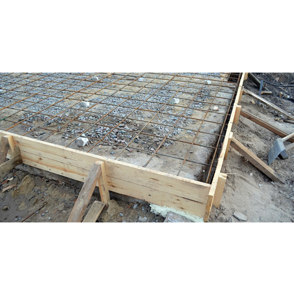 Planche de coffrage en Sapin - Choix 4 - 175 MM x 27 MM - longueur 4,00 M