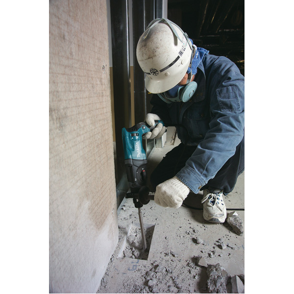 Perfo-burineur Makita HR2470 TX1 SDS Plus 780 W avec accessoires