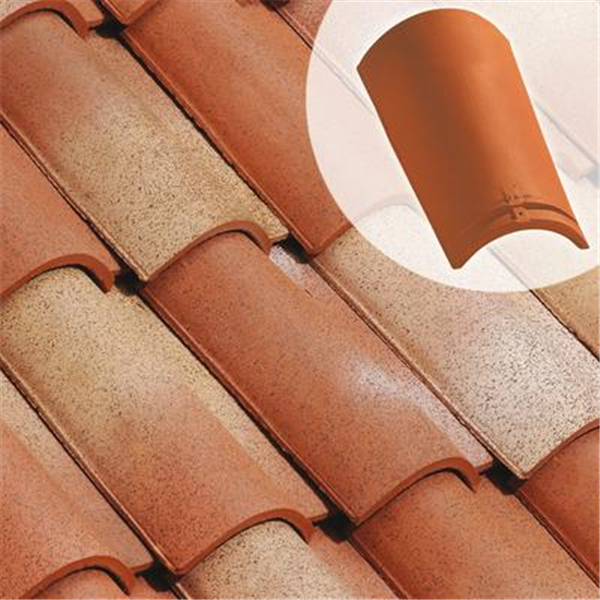 Faîtière/arêtier pureau variable à emb.