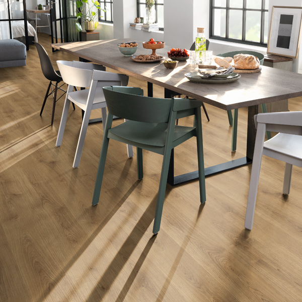 Parquet stratifié Classic 8/32 - Bords droits avec système CLIC it! - 193 x 8 x 1292 mm - Chêne du Nord Naturel