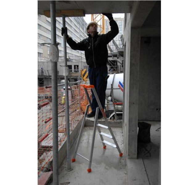 Escabeau 8 marches - MP PRO Tubesca - Hauteur d'accès 3,76 m Hauteur plateau 1,76 m - Alu anodisé