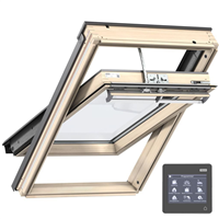 Fenêtre de toit motorisée Velux GGL tout confort MK04 ClearFinish bois verni - 78,0 cm x 98,0 cm