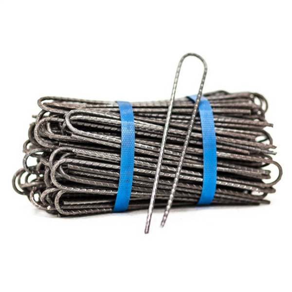 100 AGRAFES ACIER 20X2,5X20CM D4MM