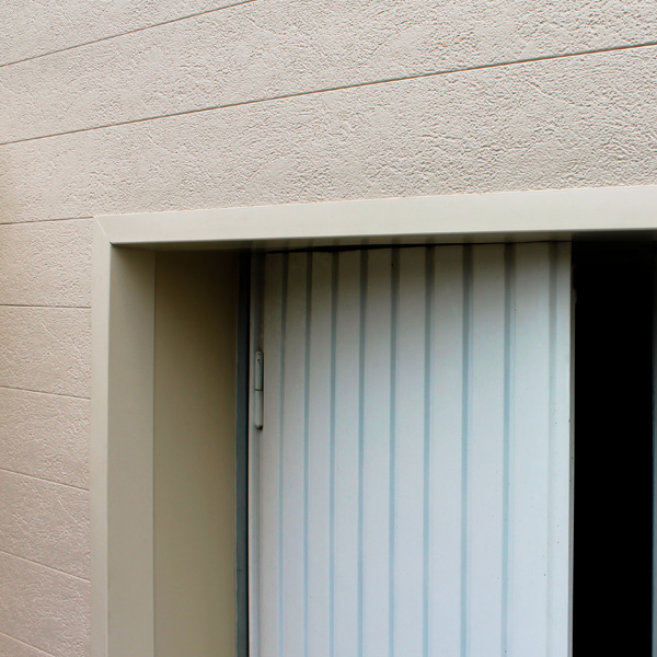 Bardage PVC extérieur effet crépi - Isocel Crépi - 154,00 MM x 18,00 MM - Long. 4,00 M - Ambre clair