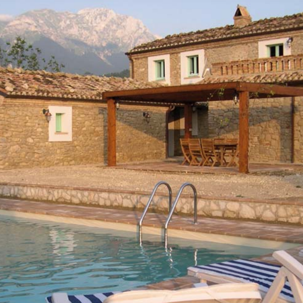 Échelle droite de piscine enterrée - 2 marches antidérapantes - Acier inoxydable