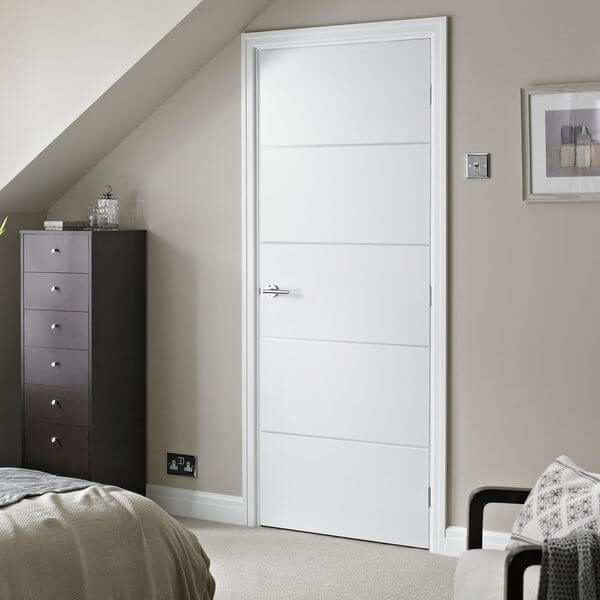 Bloc-porte alvéolaire rainuré prépeint à recouvrement - Huisserie 88/56 et joint confort - serrure PDDT - Quattro Chauvat Portes - 204 CM x 83 CM - Poussant droit