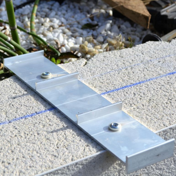 Fixation de couvertine pré-percée et invisible Ôdemur en aluminium - longueur 27,0 CM