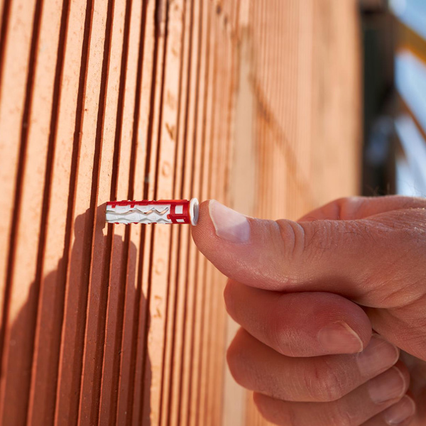 Cheville bi-matière universelle avec vis tête plate - Colortech - 6,0 MM x 35,0 MM - 250 pièces