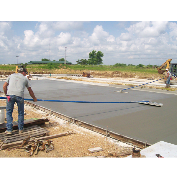Taloche magnésium pour lissage béton - grand modèle 120 x 20 cm - Théard Novaliss - avec valise de transport