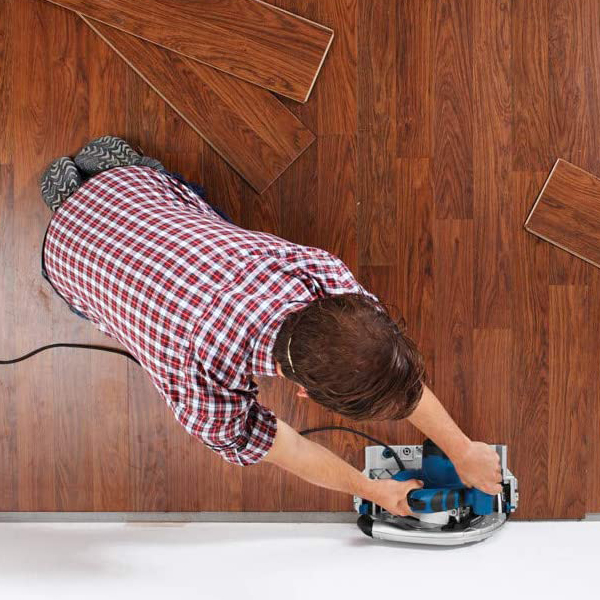 Scie plongeante Scheppach Ø 210 mm PL75  avec lame