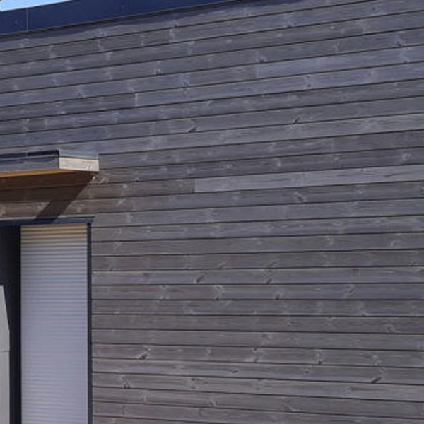 Bardage bois extérieur Pin du Nord traité Classe 3 - New Age EcoThermo - Profil Linéa - Gris irisé - 125 MM x 20,00 MM - 4,80 M