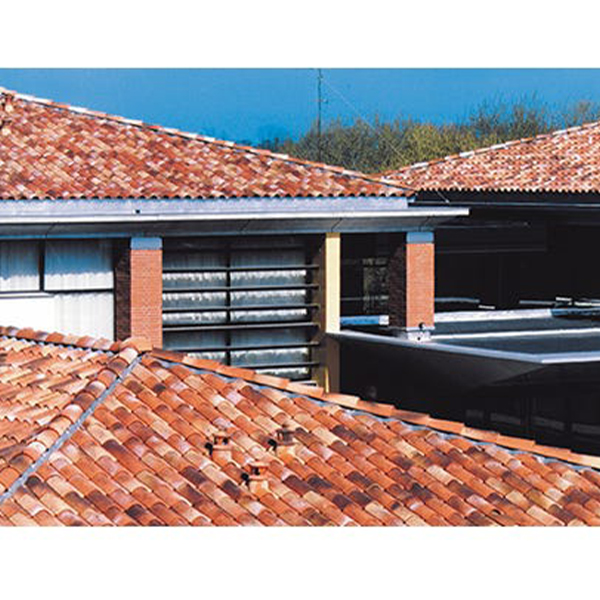 Tuile en terre cuite - Plein Sud Gélis - emboîtement grand moule fortement galbée - Paysage