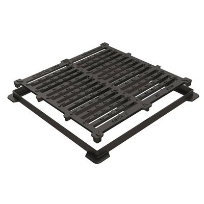 Grille carrée plate en fonte PMR avec cadre - CAPTO C250 - ouverture libre 300,0 mm x 300,0 mm