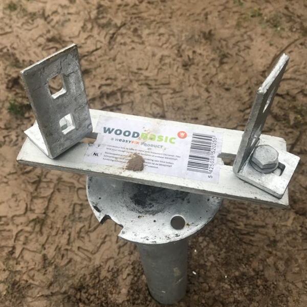 Connecteur réglable 2 directions Wood Basic pour structure horizontale sur vis de fondation Weasyfix