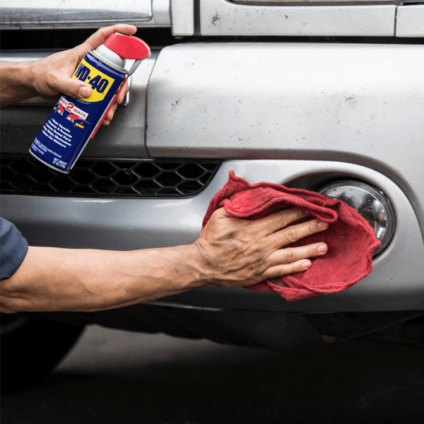 Dégrippant multifonctions WD-40 avec spray double position - toutes surfaces - 500 ml