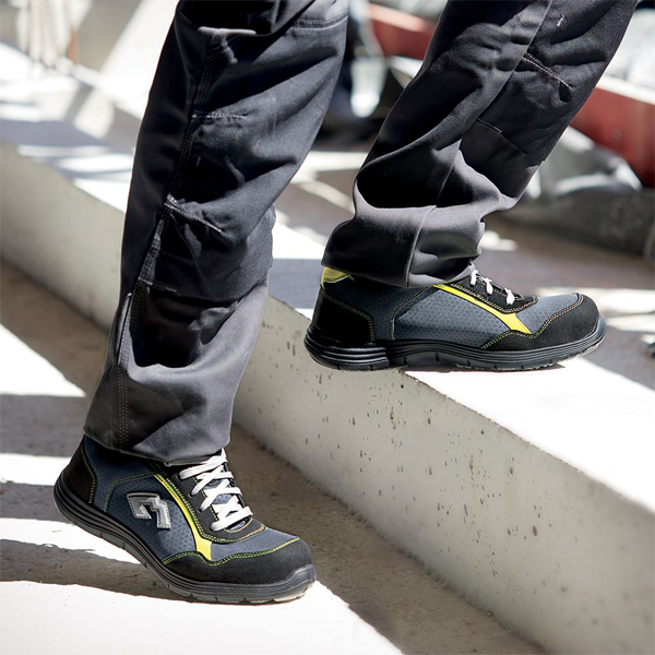 Chaussure de sécurité basse en textile avec embout Carbon - Buzz Lemaitre - S3 SRC - Taille 37