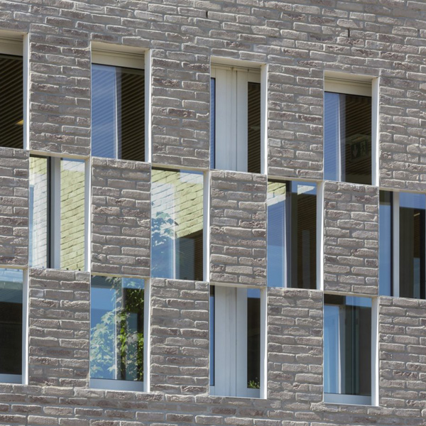 Plaquette d'angle terre cuite moulée main Terca Eco-brick Forum Prata nuancée - Wienerberger - 215,0 MM x 50,00 MM x 22 MM - prof. 65,0 MM