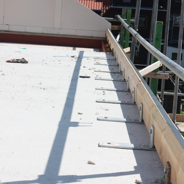 Vis béton Spit Tapcon HFL Xtrem acier zingué tête hexagonale 8 x 140 mm - boîte de 50