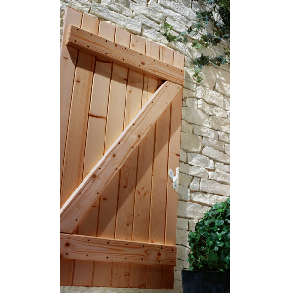 Lame à volet raboté et chanfreiné - en bois de sapin du Nord traité classe 3 marron - 27x90 mm - longueur 2,40 M