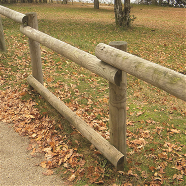 Demi-rondin de bois fraisé en pin - traité classe 4 vert - diamètre 140 mm - longueur 2,00 M