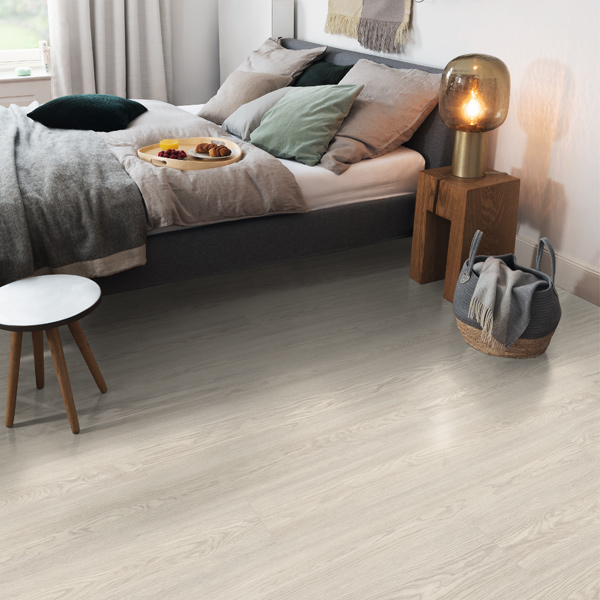Parquet stratifié Classic 8/32 - 4 chanfreins avec système CLIC it! - 193 x 8 x 1292 mm - Chêne Soria blanc