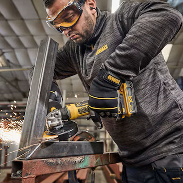 Meuleuse d'angle sans fil 18V 125 mm - DCG404S2T-QW Dewalt - En coffret avec 2 battries 3,5 Ah Powerstack et chargeur