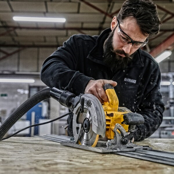 Scie Circulaire Dewalt DWE576K-QS 1600W Ø190mm en Coffret