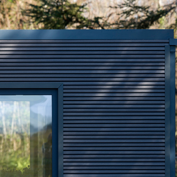 Bardage composite imitation bois aspect claire-voie - Weo 35 Fiberdeck - 33,00 MM x 170 MM - Long. 3,90 M - Coloris Dark grey