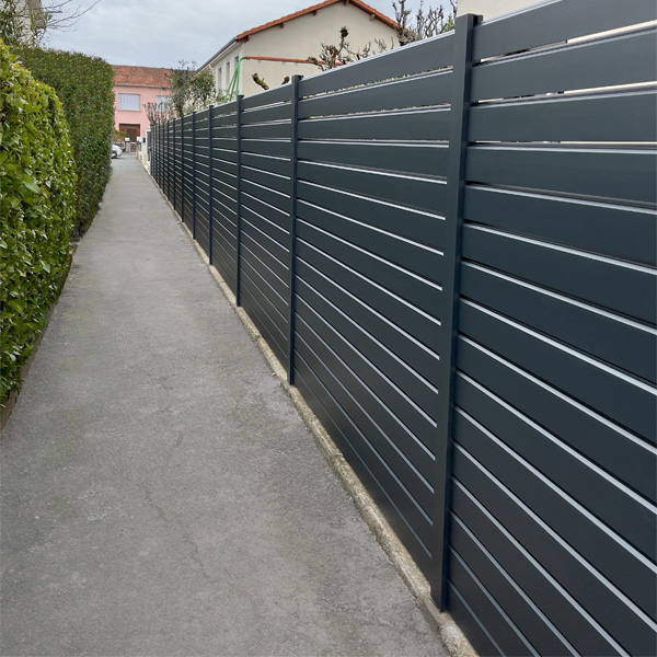 Lame pour clôture aluminium persienne - Louver 110 - Anthracite RAL7016 - Haut. 11,15 CM - Long. 1,985 m - Lot de 4