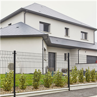 Plaque de soubassement béton 1/2 chaperon incorporé - 25,00 cm x 4,00 cm - Long. 2,50 m