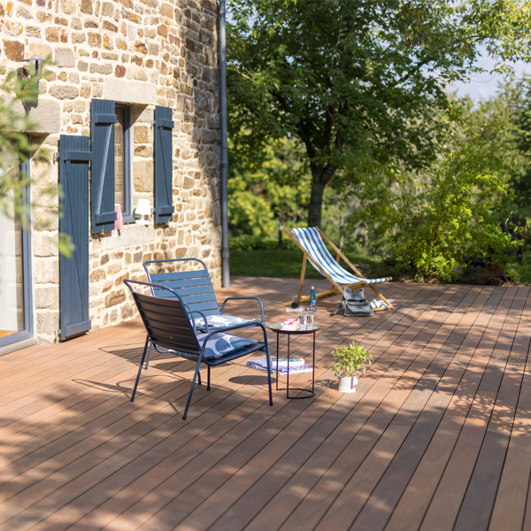 Lame de terrasse en bois composite Atmosphère Nuances Ipé - 138 MM x 23,00 MM - longueur 4,00 M
