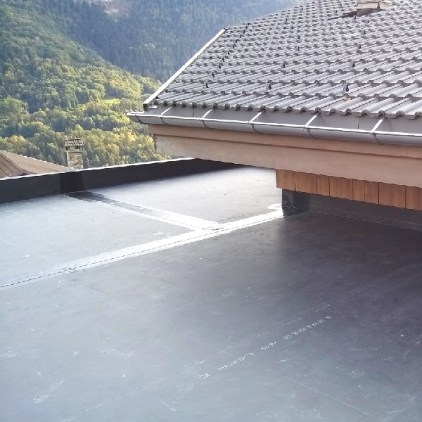 Membrane d’étanchéité toiture plate – Membrane EPDM RubberCover - 3,05 M / 7.62 mL – ép. 1.15 mm