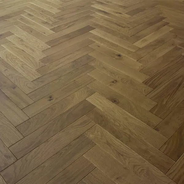 Parquet chêne semi-massif vernis mat teinté - 4 chanfreins - Loft Pro Village - 50,0 cm x 9,0 cm - ép. 12,00 mm