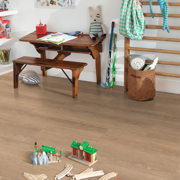 Parquet stratifié Aqua Large 8/32 - 4 chanfreins avec système Aqua CLIC it! 24h - 246 x 8 x 1292 mm - Chêne Baronia Marron