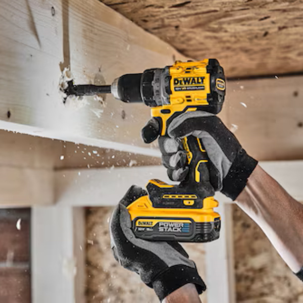 Perceuse visseuse sans fil Dewalt DCD800H2T-QW - XR 18V 5Ah Li-Ion - en coffret avec 2 batteries et chargeur
