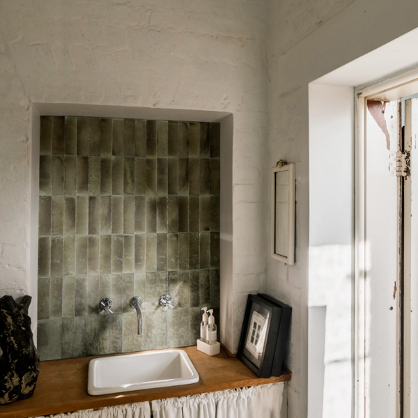 Faïence salle de bain effet zellige - Gleeze Glossy - 20,0 CM x 7,5 CM - ép. 10,00 MM - Grigio