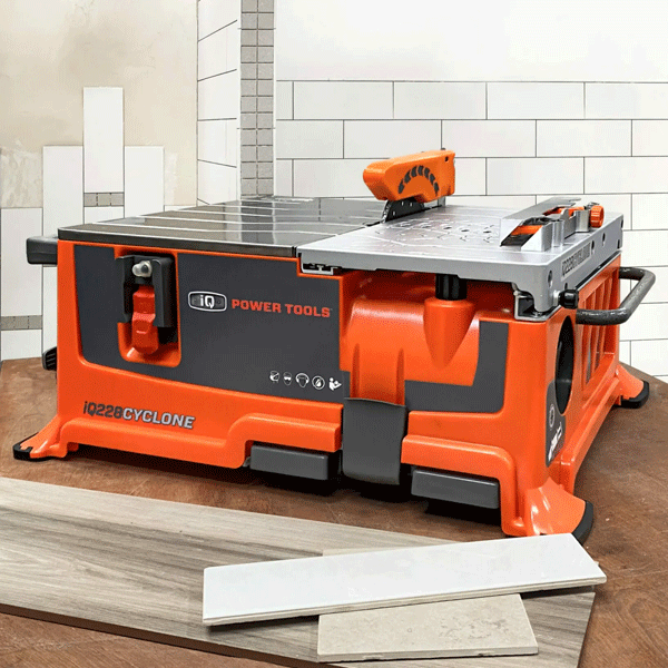 Scie circulaire sur table compacte sans eau avec aspiration intégrée - tout type de carrelage - ATDV 228CYCLONE 230V 1800W - avec disque Ø175 mm
