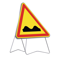 AK2 700 T1 dos d'âne