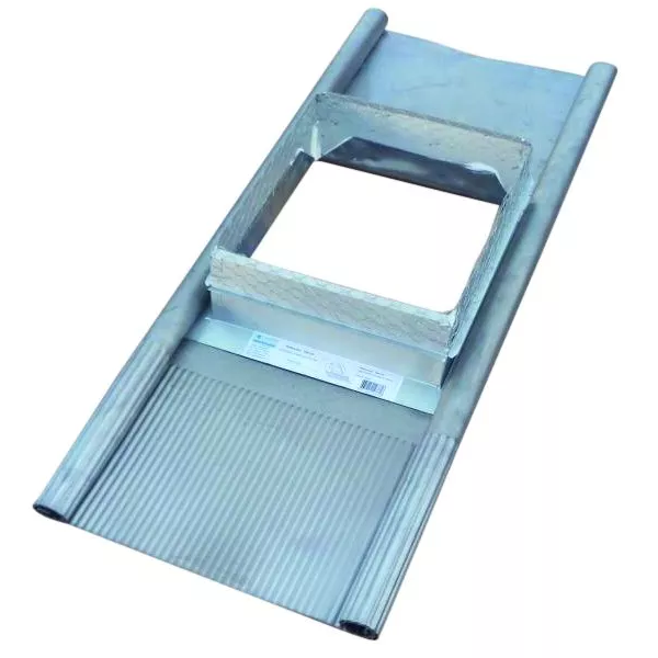 Abergement de boisseau de cheminée avec bavette en plomb plissé d'épaisseur 1 mm - 30 x 30 cm