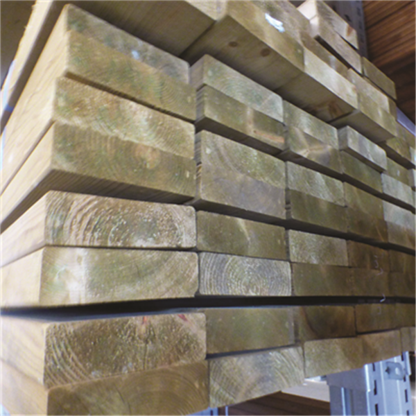 Bois d'ossature en Pin - raboté 4 faces AA - Traité Classe 4 Vert - 145 MM x 45 MM - 3,60 M