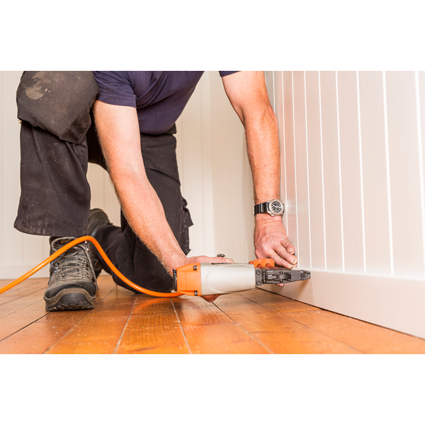 Pack Spit cloueur FN1850.2 + compresseur Proline 160 + tuyau 15 m