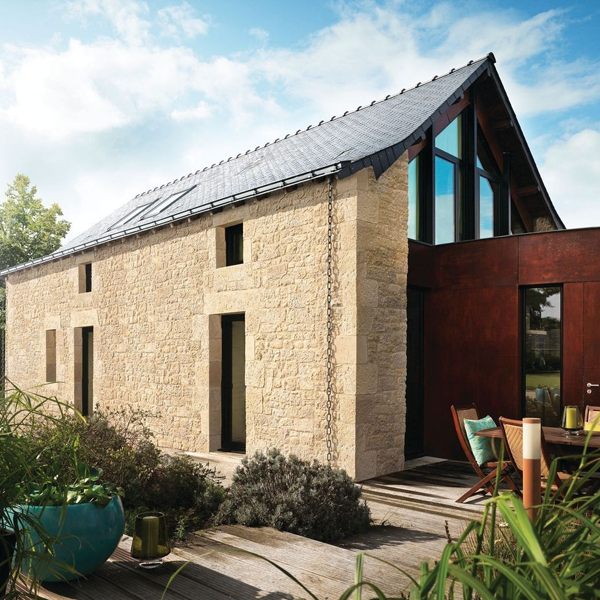 Chaîne d'angle de façade en pierre reconstituée - Manoir - ton Pierre - hauteur 25,0 MM